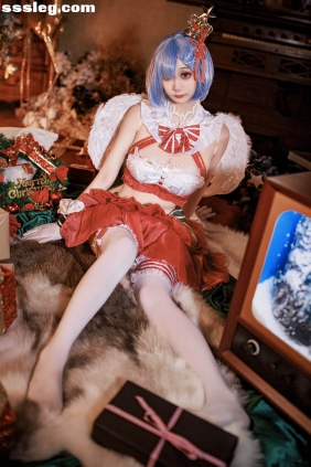 阿雪雪 圣诞小天使 蕾姆[86P2.07G]