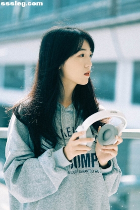 [YITUYU艺图语]2025.08.24 地铁站 冬瓜[15P153M]