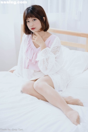 小栗 居家包裙肉丝[72P136M]
