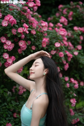 [YITUYU艺图语]2025.08.05 蔷薇花女神 玥玥hsbjsvnsms[14P243M]