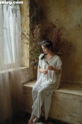 [YITUYU艺图语]2025.05.28 油画少女 杨阳[17P425M]