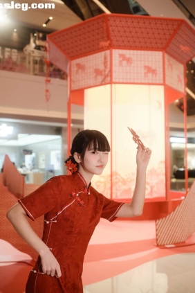 [YITUYU艺图语]2026.01.31 俏约新年 冷酷王爷[11P50M]